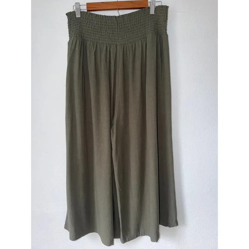 NWT Plus Size Green Stretchy Elastic Smocked Waistband Wide Leg Palazzo Pants 2X - Picture 1 of 7